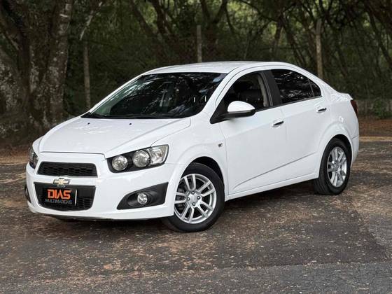 CHEVROLET SONIC 1.6 LTZ SEDAN 16V FLEX 4P AUTOMÁTICO